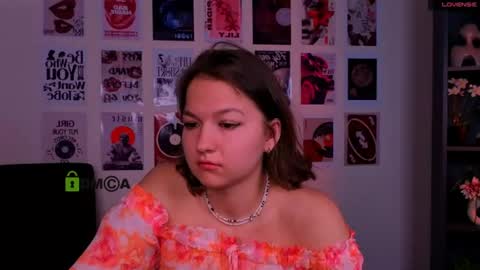 chloe_ley online show from 07.11.26