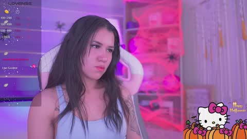 CLOE  online show from 10.24.25