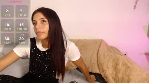 chloe_peach_ online show from 06.05.26
