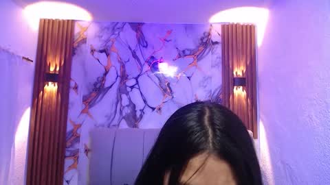 Snapshot of chloe_smith5 chatting on 12.02.25 chloe_smith5 online show from 12.02.25