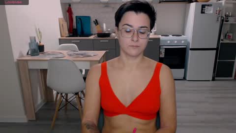 Eva and Sandra online show from 12.05.24