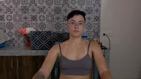 Eva and Sandra online show from 02.20.25