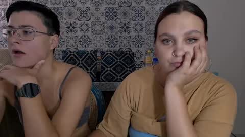 Eva and Sandra online show from 03.03.25