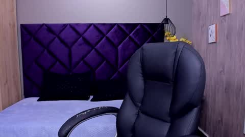 Snapshot of chloecampbell03 chatting on 10.26.25 chloecampbell03 online show from 10.26.25