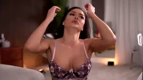 chloedevinex online show from 06.18.26