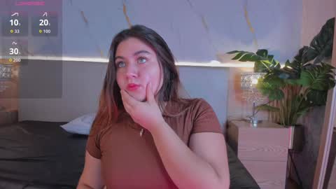 Chloee online show from 11.24.25