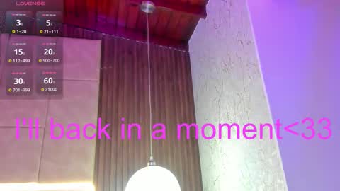 Chloee online show from 12.15.25