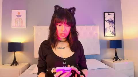 Snapshot of chloeesky chatting on 10.03.25 chloeesky online show from 10.03.25