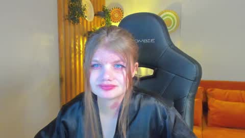 ChloeHalses online show from 05.01.26