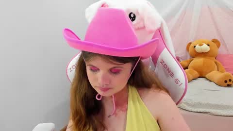 ChloeHalses online show from 06.30.26
