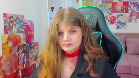 ChloeHalses online show from 07.06.26