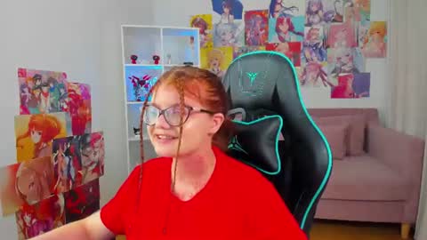 ChloeHalses online show from 08.08.26