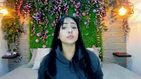 Snapshot of chloeharper1 chatting on 01.10.26 Chloe online show from 01.10.26