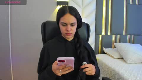  Chloe Harper  online show from 07.08.26