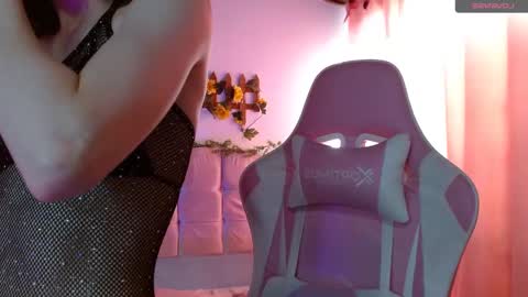 Snapshot of chloejohnsoon chatting on 01.15.25 Chloe online show from 01.15.25