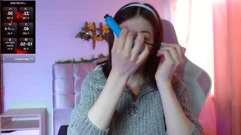 Snapshot of chloejohnsoon chatting on 02.10.25 Chloe online show from 02.10.25