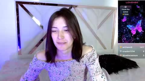 Snapshot of chloejohnsoon chatting on 02.28.25 Chloe online show from 02.28.25