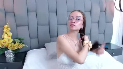 chloekey online show from 02.28.26