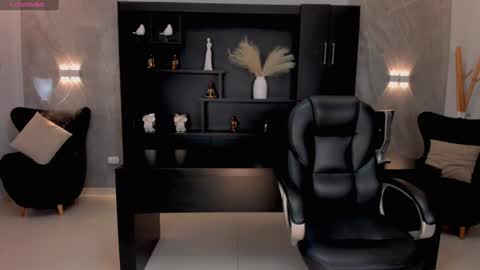 Chloe  OF chloemanson online show from 12.10.24