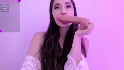 chloeminn online show from 09.12.25