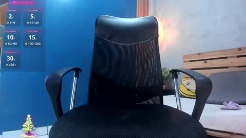 Snapshot of chloerossee chatting on 12.19.24 Chloe rosse online show from 12.19.24
