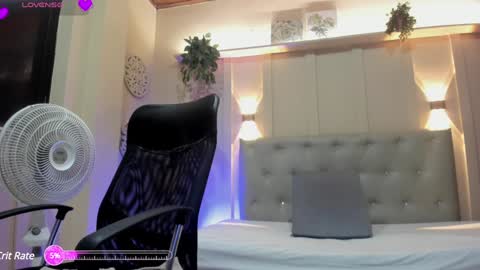 Snapshot of chloerossee chatting on 02.08.25 Chloe rosse online show from 02.08.25