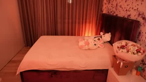 Chloe online show from 04.30.26