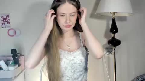 Snapshot of chloesweetbby chatting on 03.30.26 chloesweetbby online show from 03.30.26