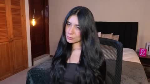 ChloeTurner  online show from 04.29.26