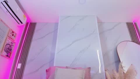 Chlooe online show from 01.30.25