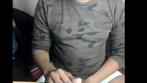 Snapshot of chocdude2877 chatting on 01.07.25 Choc online show from 01.07.25