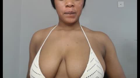 ESTHER online show from 09.16.25