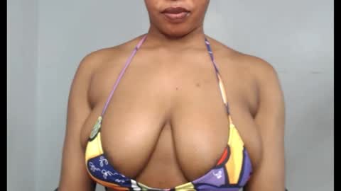 ESTHER online show from 10.18.25