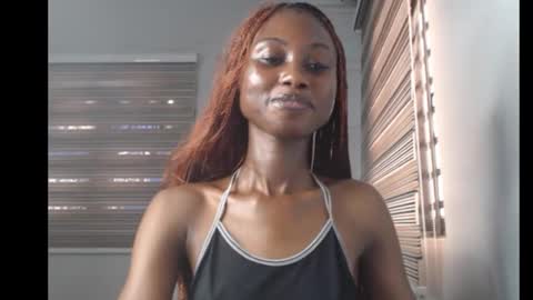 Snapshot of choco_petitqueen chatting on 01.06.26 choco_petitqueen online show from 01.06.26