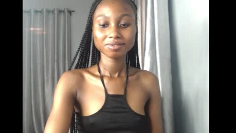 Snapshot of choco_petitqueen chatting on 03.06.26 choco_petitqueen online show from 03.06.26