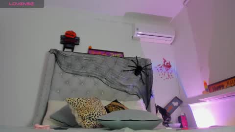 Snapshot of chocobunny1 chatting on 10.26.25 chocobunny1 online show from 10.26.25