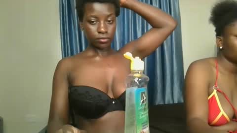 Snapshot of chocolate_iva chatting on 10.05.25 Iva online show from 10.05.25