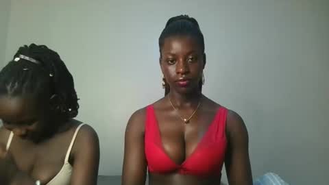 Snapshot of chocolate_iva chatting on 10.22.25 Iva online show from 10.22.25