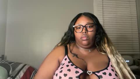 Snapshot of chocolatebunnyxx69 chatting on 03.20.26 Melina online show from 03.20.26