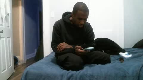 Snapshot of chocolatedolla chatting on 12.19.24 chocolatedolla online show from 12.19.24