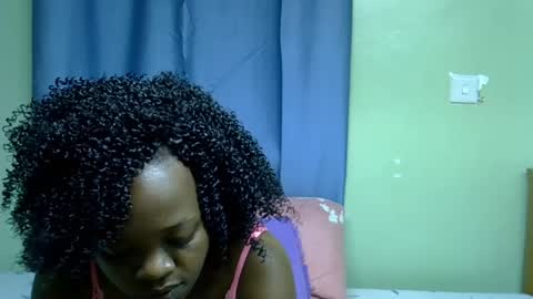 Snapshot of chocolateebonyxo chatting on 06.28.26 Chocolate Ebony online show from 06.28.26