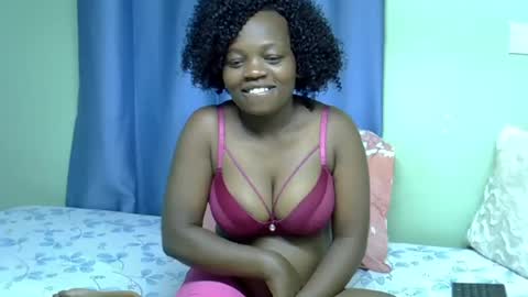 Snapshot of chocolateebonyxo chatting on 07.06.26 Chocolate Ebony online show from 07.06.26