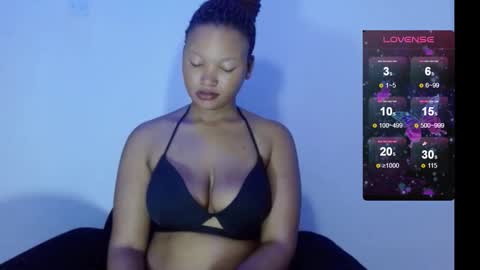 chocolatemilkebony online show from 03.01.25