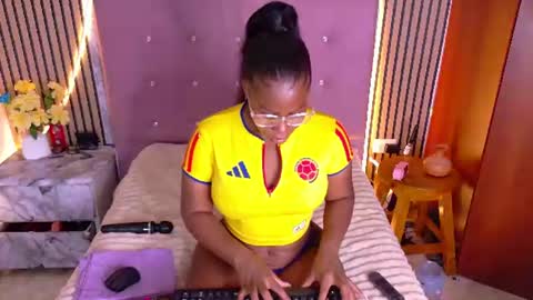  online show from 07.04.26