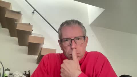 Snapshot of choupipat1 chatting on 10.30.25 choupipat1 online show from 10.30.25