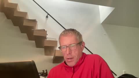 Snapshot of choupipat1 chatting on 10.31.25 choupipat1 online show from 10.31.25