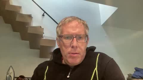 Snapshot of choupipat1 chatting on 12.03.25 choupipat1 online show from 12.03.25