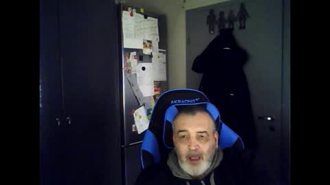 Chris online show from 11.08.25