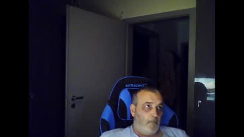 Chris online show from 07.04.26