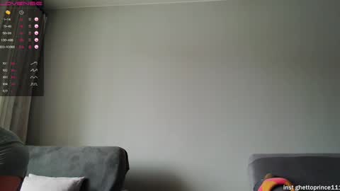 redhead thief of sausages and hearts online show from 02.13.25